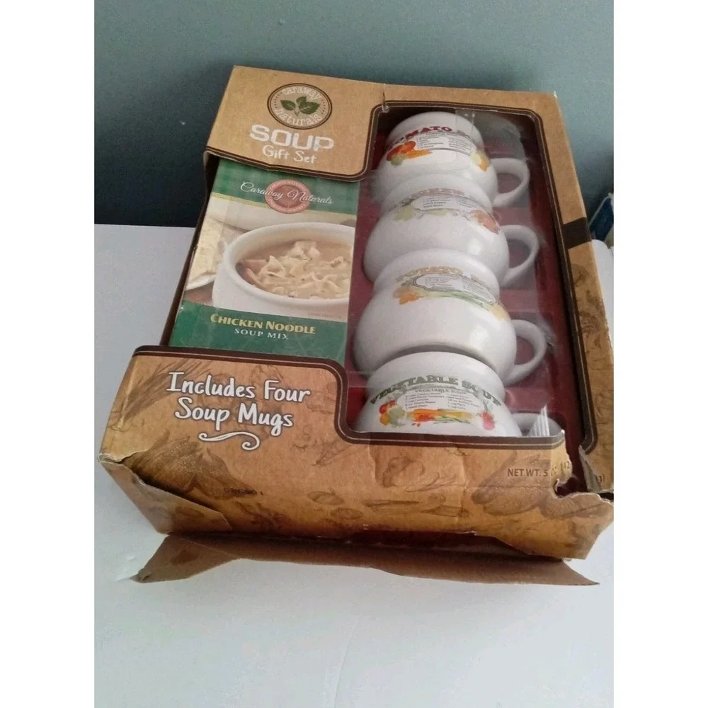 Caraway Naturals‎ Soup Gift Set With Chicken Noodle Soup Mix & Ceramic Bowls